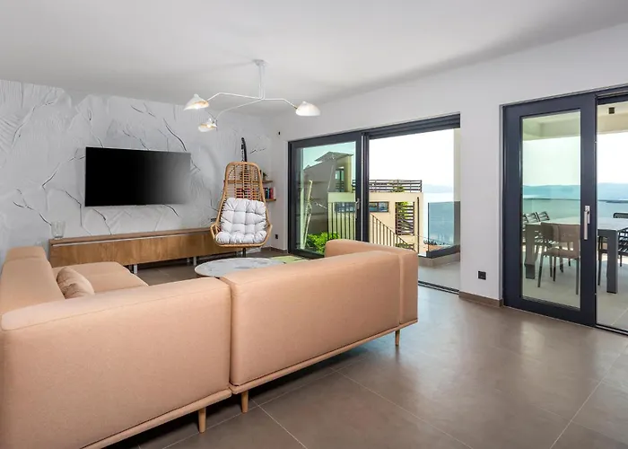 4 Bedroom Lovely In *